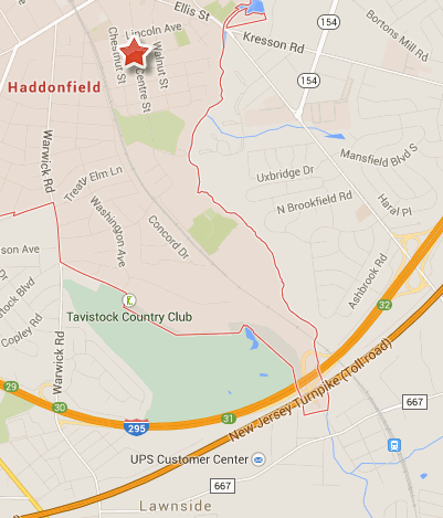 Street map of Haddonfield with I-295 and the New Jersey Turnpike curving along its edge